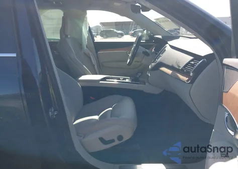 2021 Volvo Xc90 T6 Momentum 6 Passenger из США, поврежденный, VIN YV4A221K4M1705584